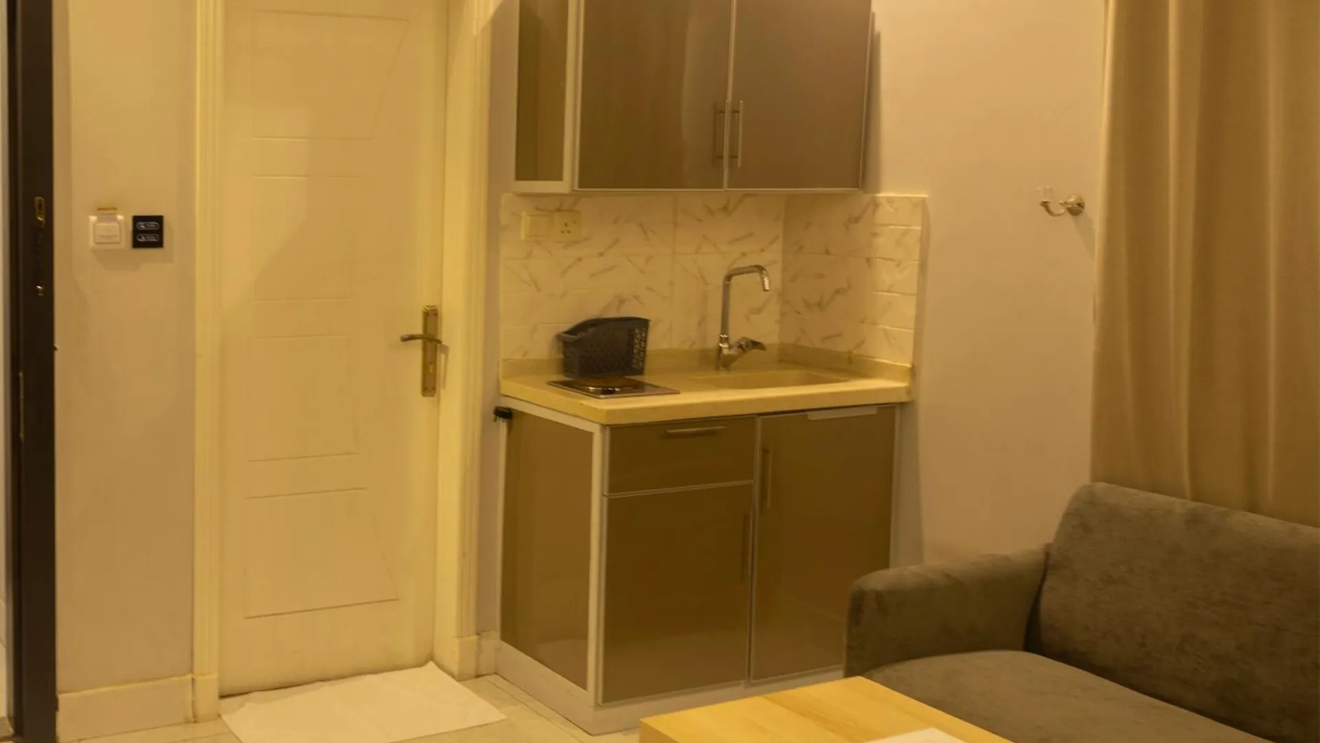 *** Hotel Areen Al Naeem Served Apartments Jeddah Saudi Arabia