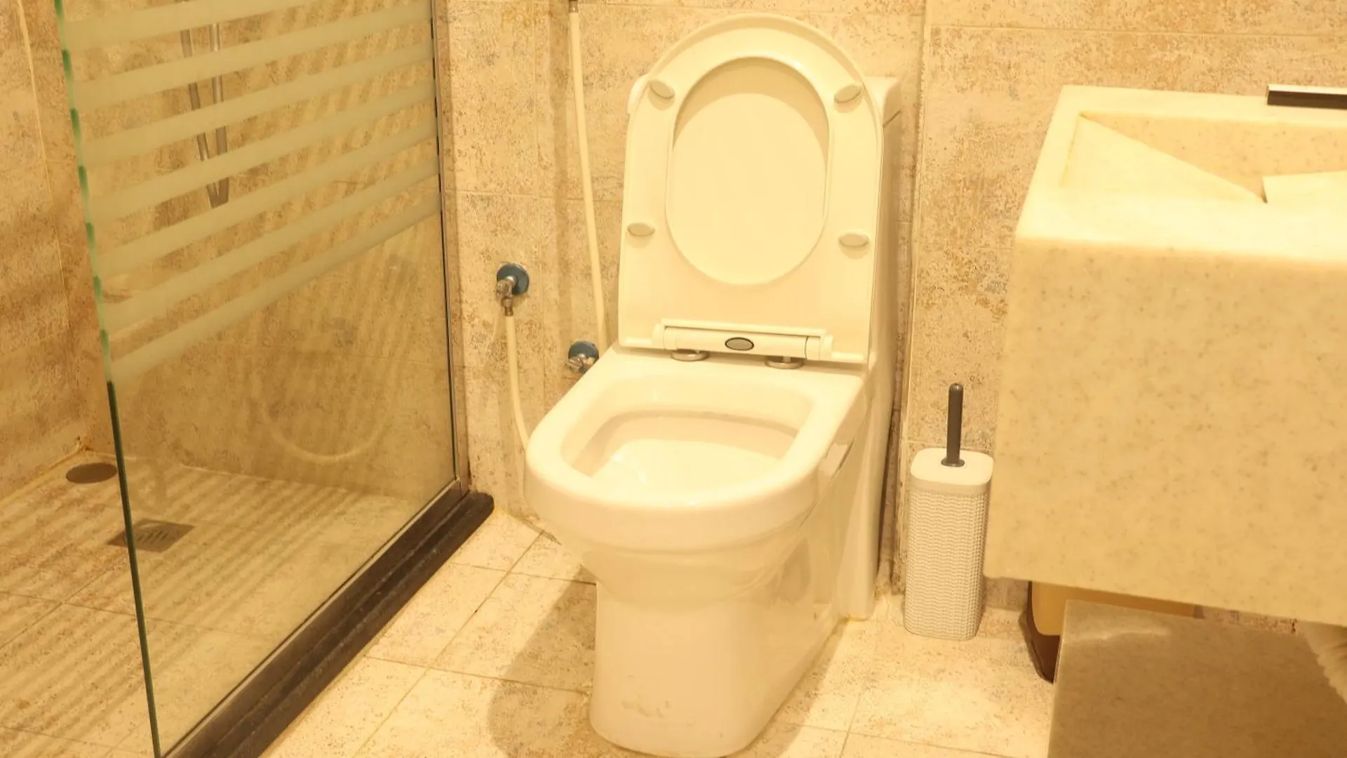 Areen Al Naeem Served Apartments Jeddah